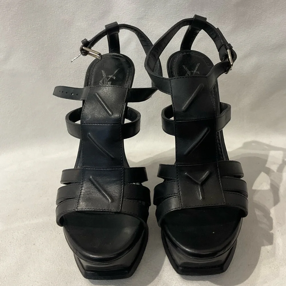 YSL Heels - Picture 2 of 7